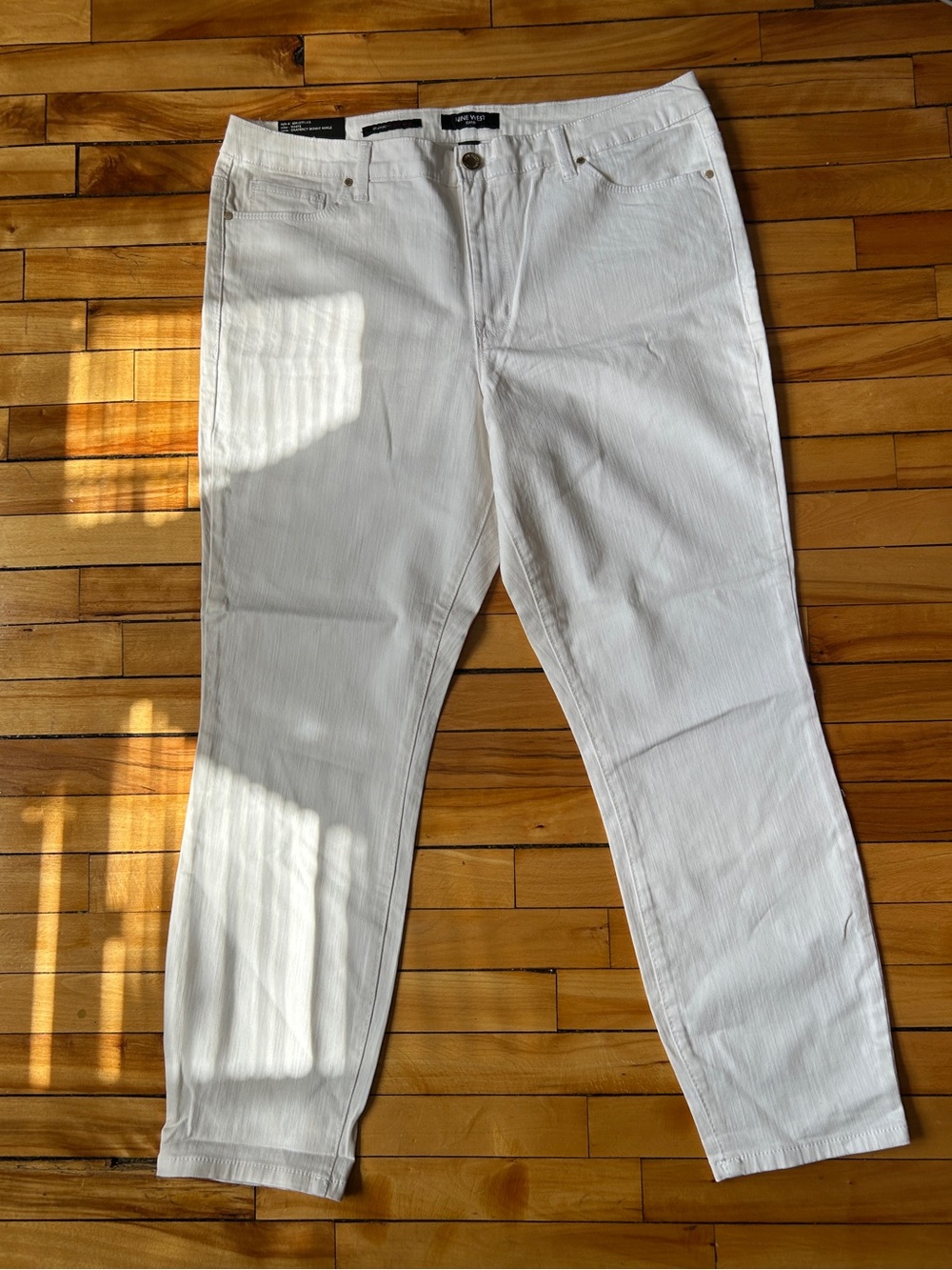 Nine West White Denim Skinny Ankle Jeans Cropped Punk Rock Scene Minimalist NWT